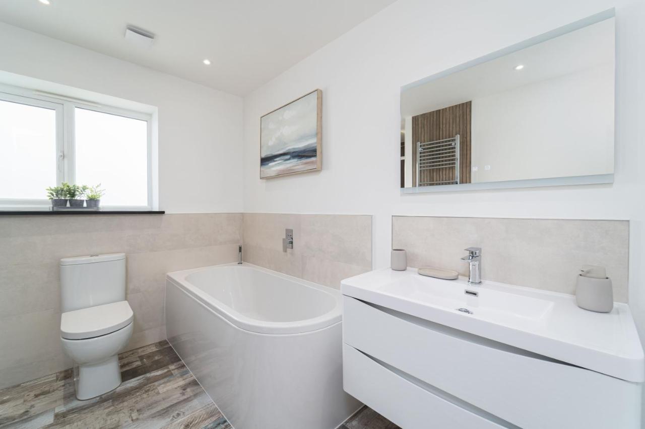 Tides Villa Carbis Bay Екстериор снимка